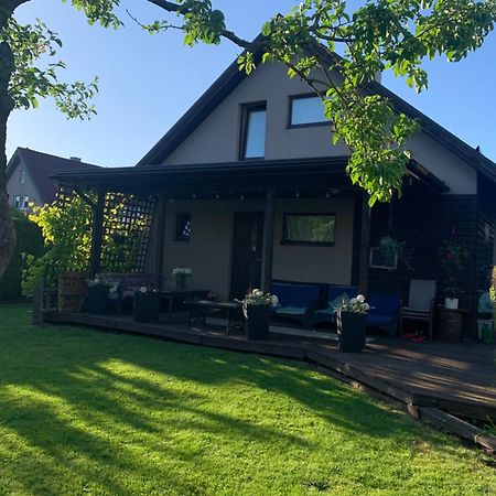 Mooni Cottage Parnawa Zewnętrze zdjęcie