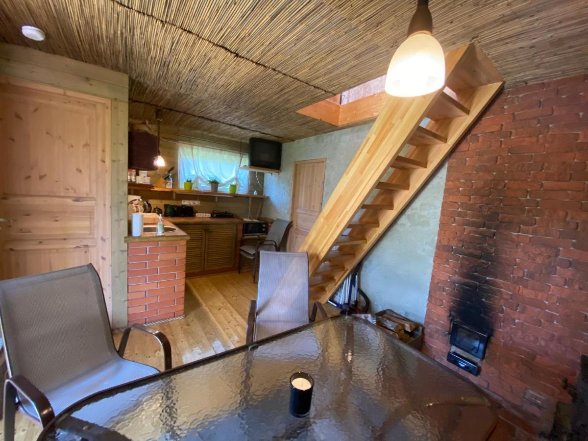 Mooni Cottage Parnawa Zewnętrze zdjęcie