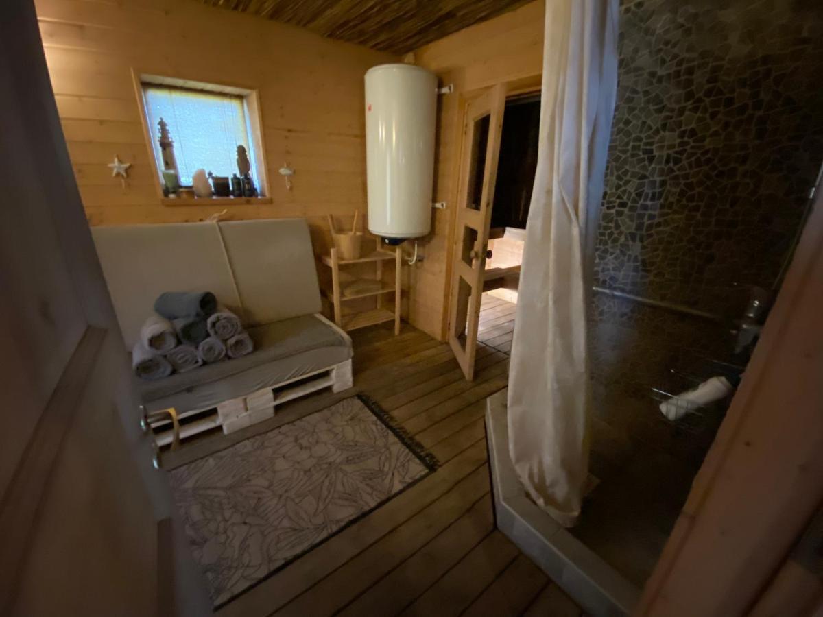 Mooni Cottage Parnawa Zewnętrze zdjęcie